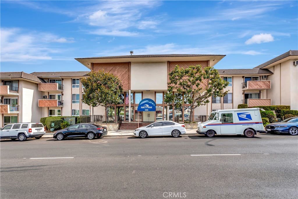 5585 E Pacific Coast HWY 342