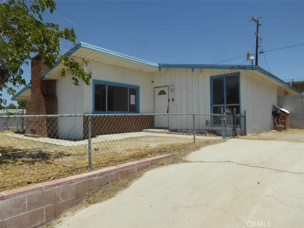 521 S Muriel