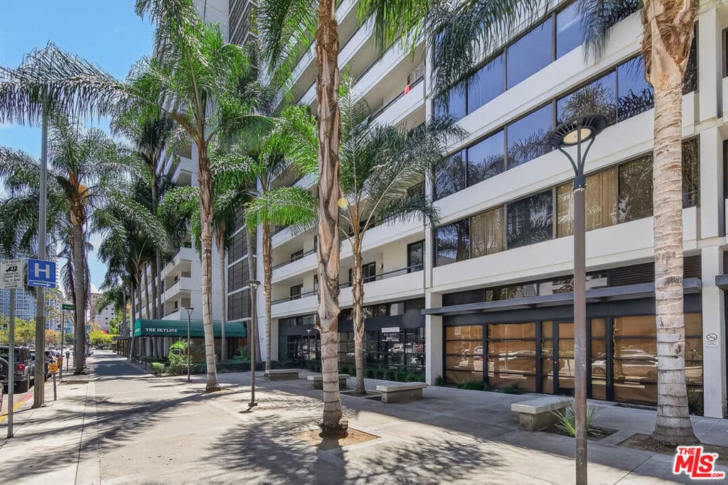 600 W 9th Street 913