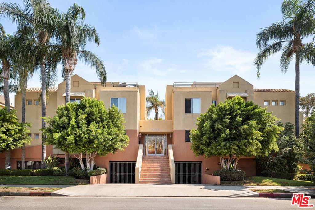 5350 Sepulveda Boulevard 7
