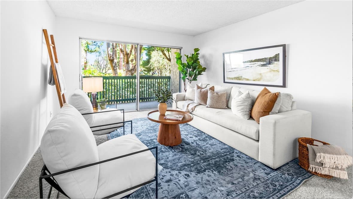 564 N Bellflower 116