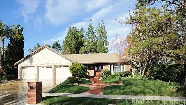 21317 Candice Pl