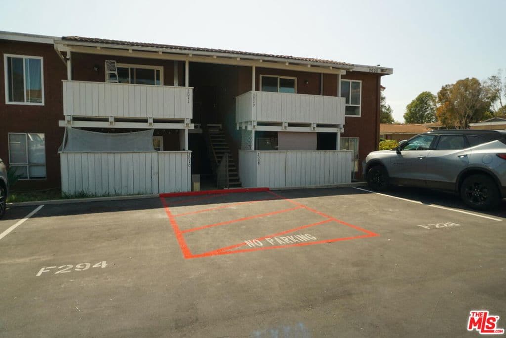 1300 Saratoga Avenue 2009