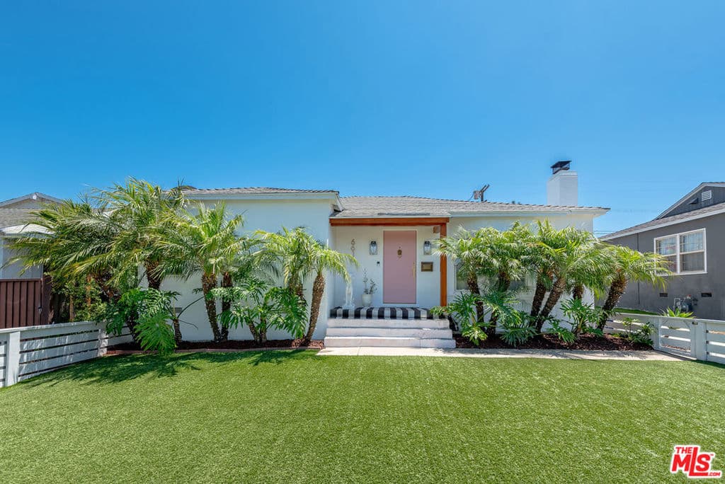 6616 W 87th Street