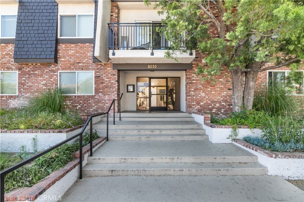 5252 Coldwater Canyon