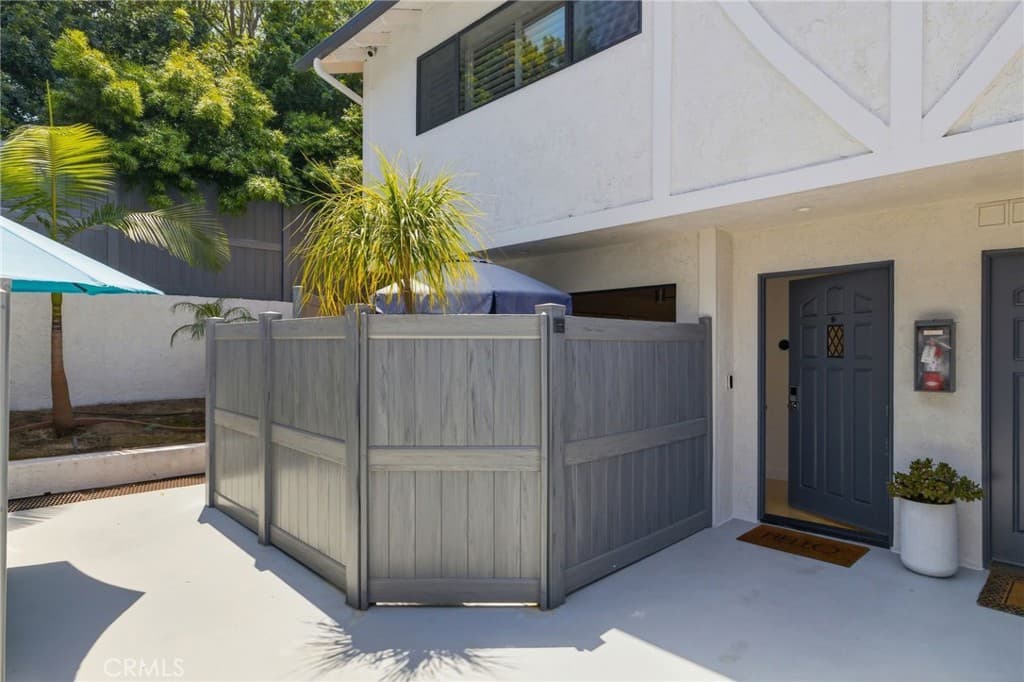 1456 Manhattan Beach Boulevard D
