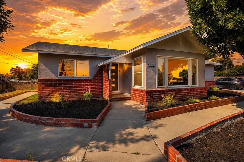 4510 Walnut