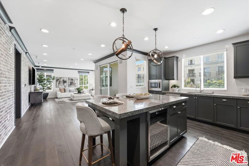 12534 W Fielding Circle 3