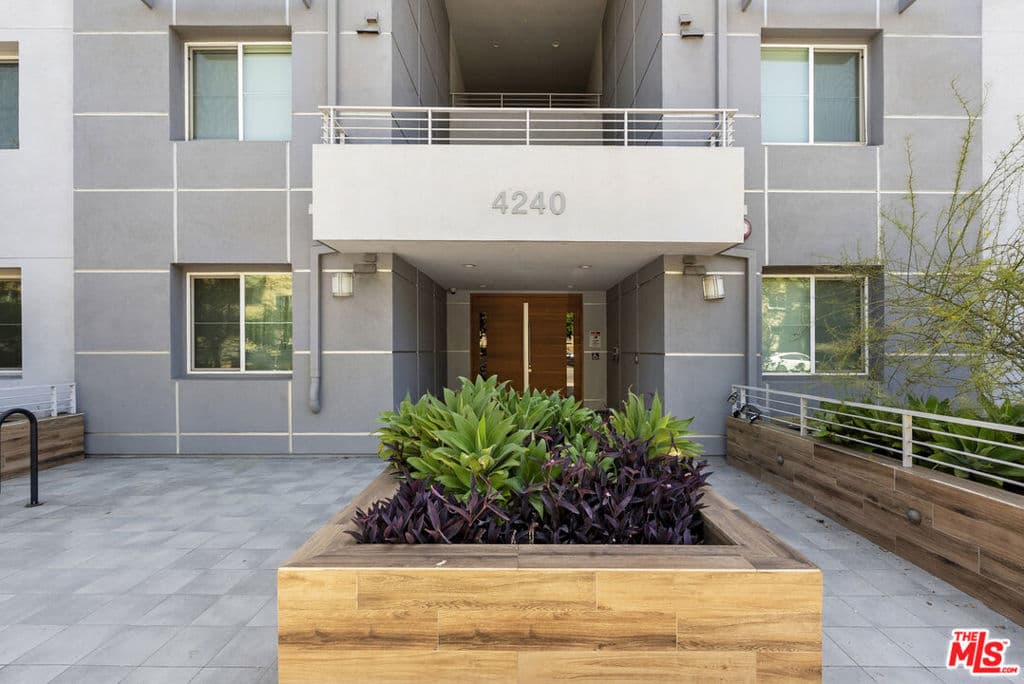 4240 Laurel Canyon Boulevard 105