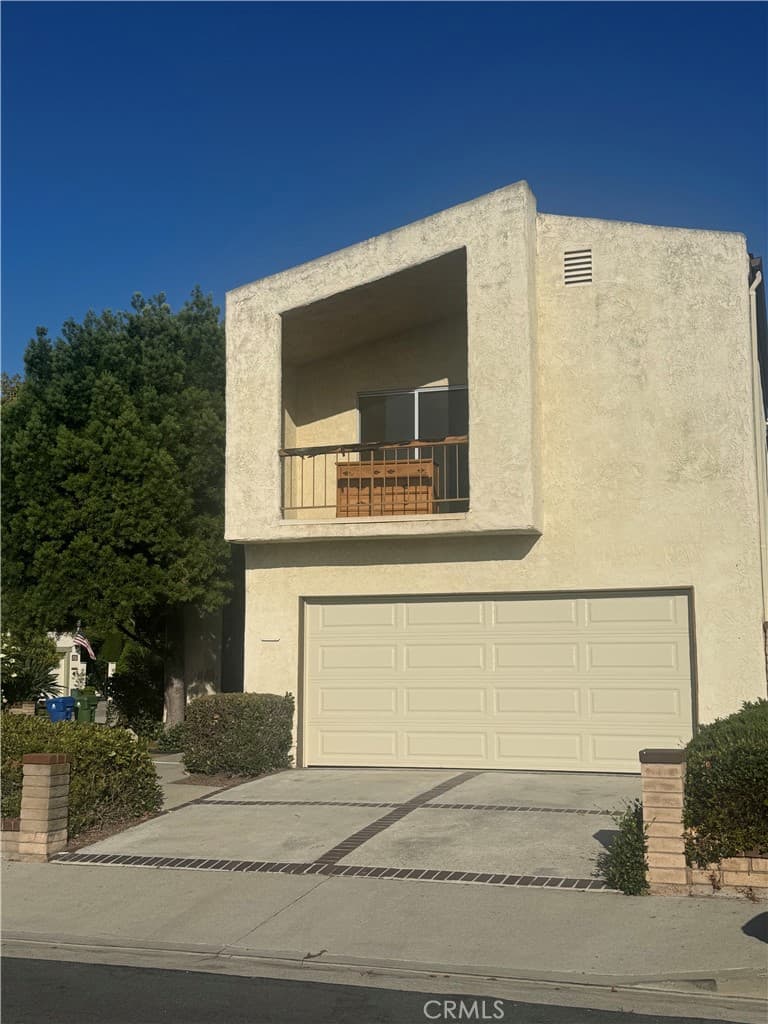 315 John Way