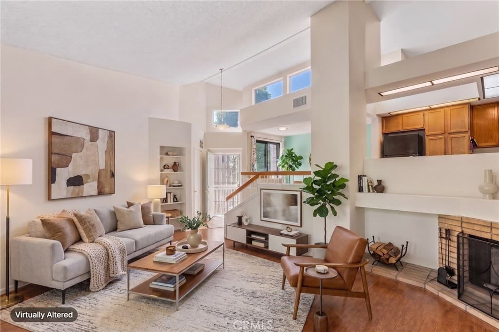 4900 N Grand 140