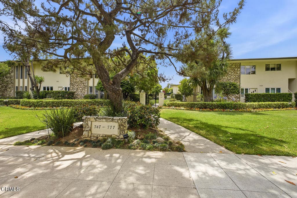 757 S Orange Grove Boulevard 1