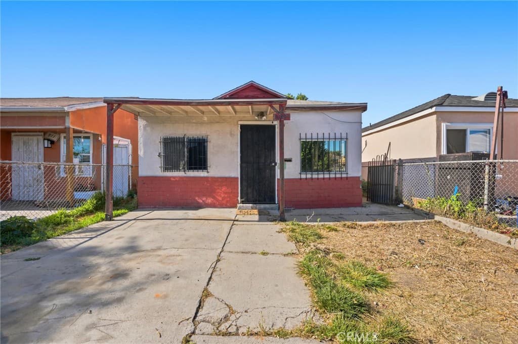 909 W 132nd Street