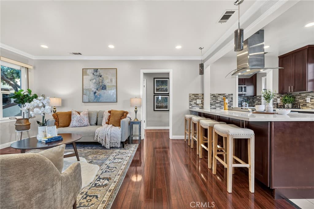 3215 Prospect