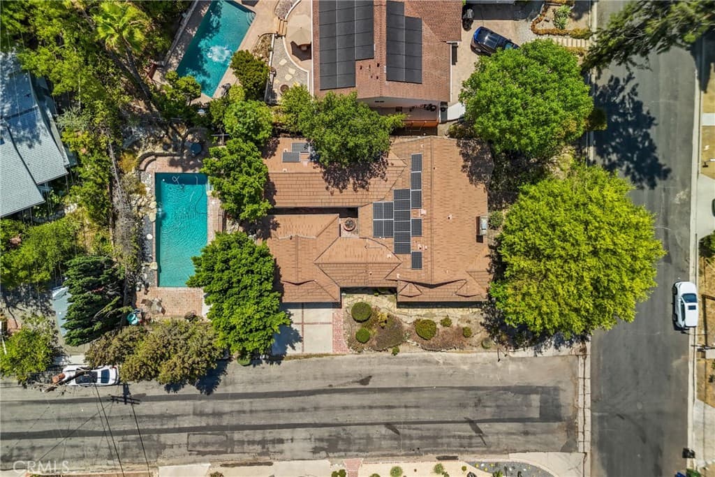 4898 Reforma Rd