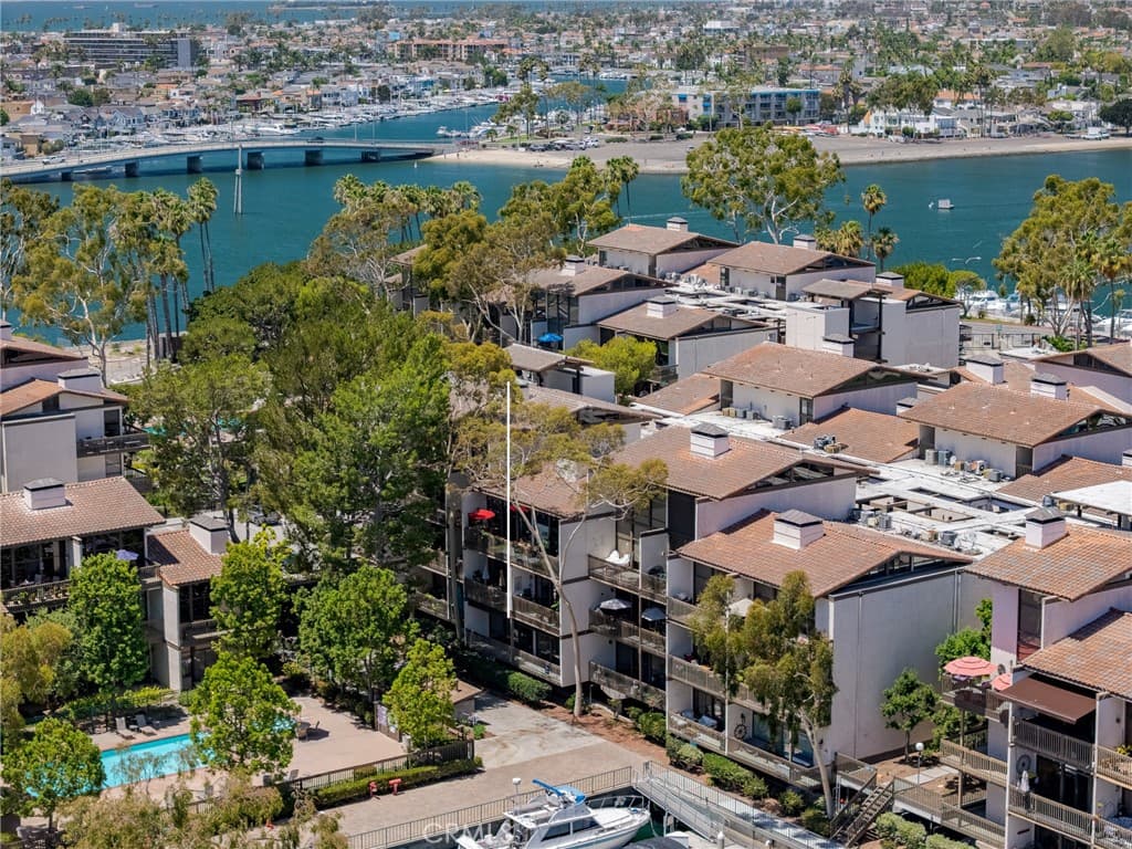 5116 Marina Pacifica N
