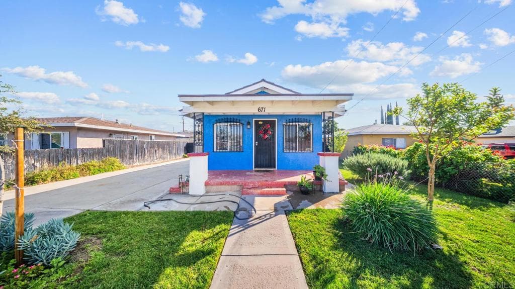 671 N Gardena Street