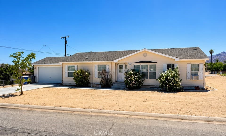 61582 Palm Vista