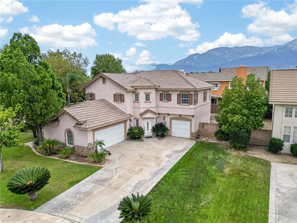 9424 Buttonwood Court