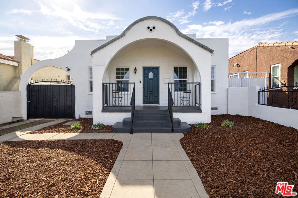 1432 W 91ST Street