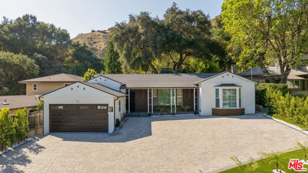 2727 Hollister Terrace