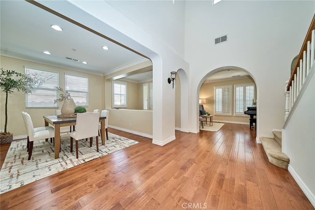 15592 Iron Spring Lane