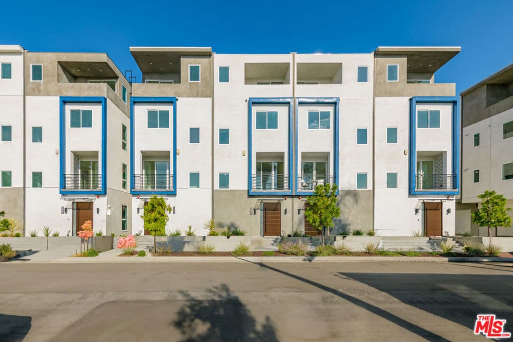 5857 David Avenue