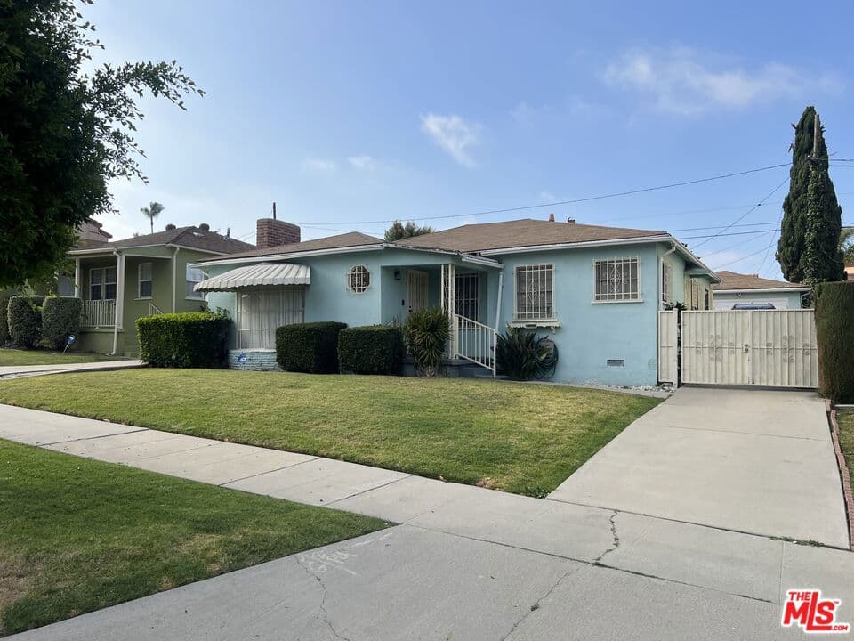 3511 Floresta Avenue