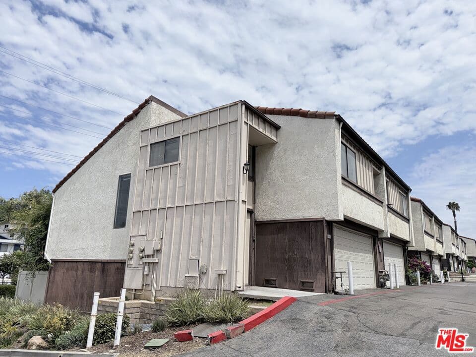 800 S Garfield Avenue