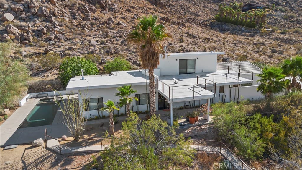 7240 Canyon Road