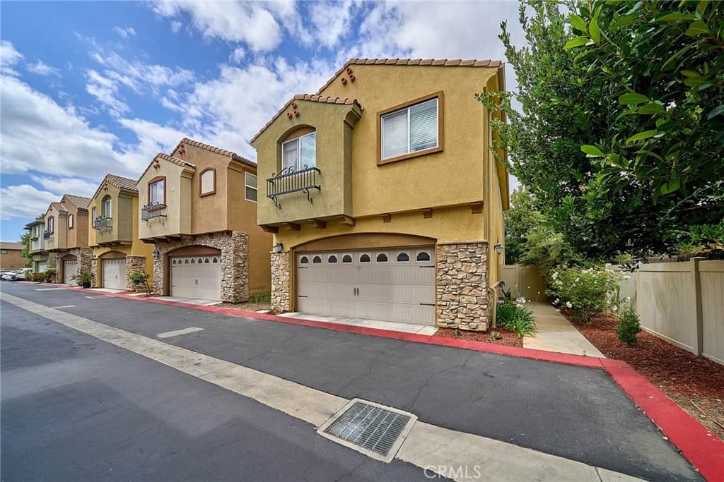 21125 Ingomar Court