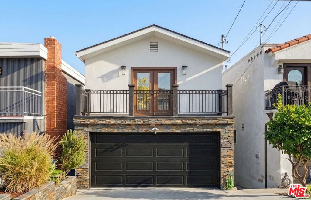1633 Van Horne Lane