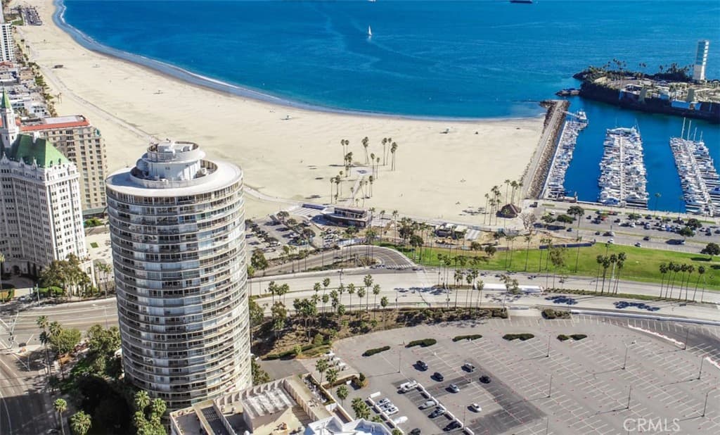 700 E Ocean Boulevard 1102