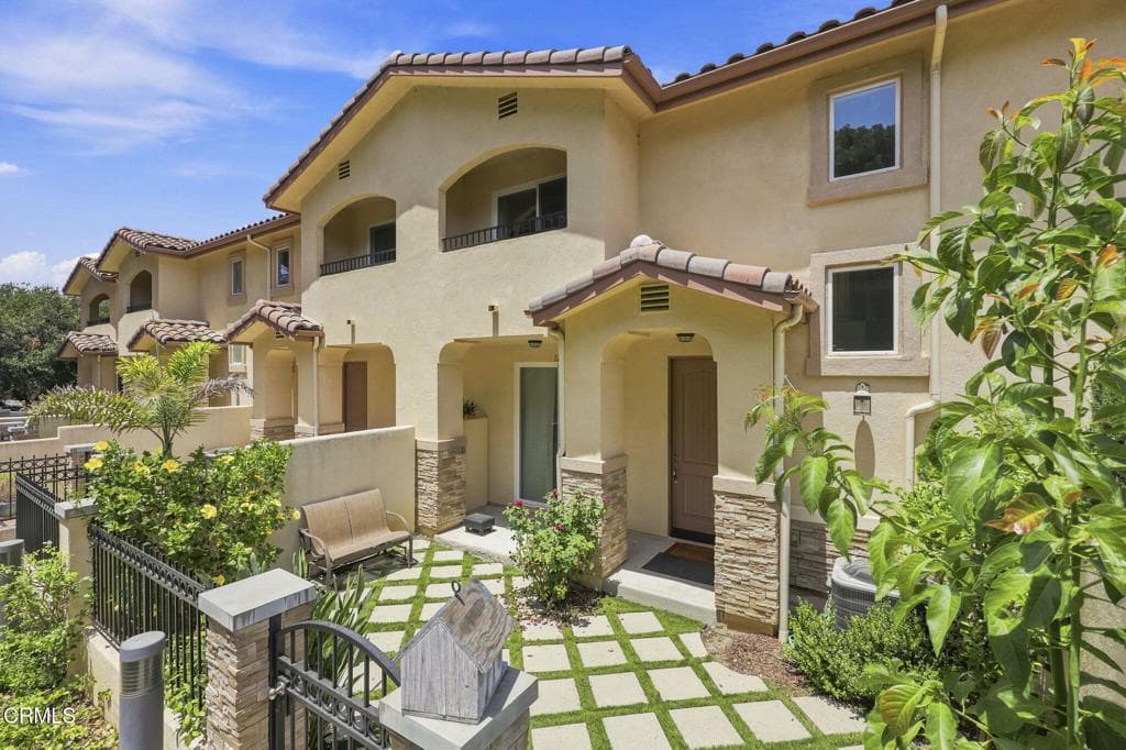1218 Vista Heights Court