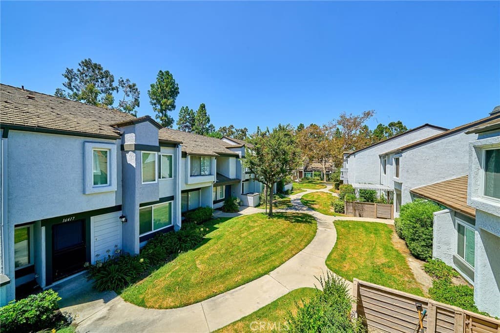12464 Fallcreek Lane