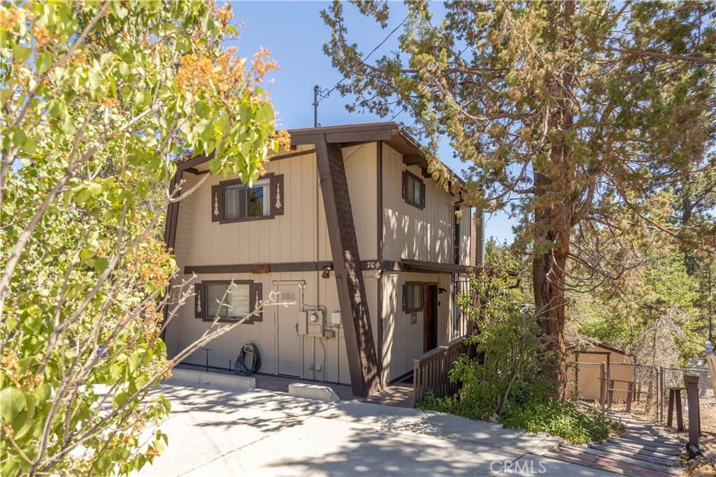 764 Panamint Mountain