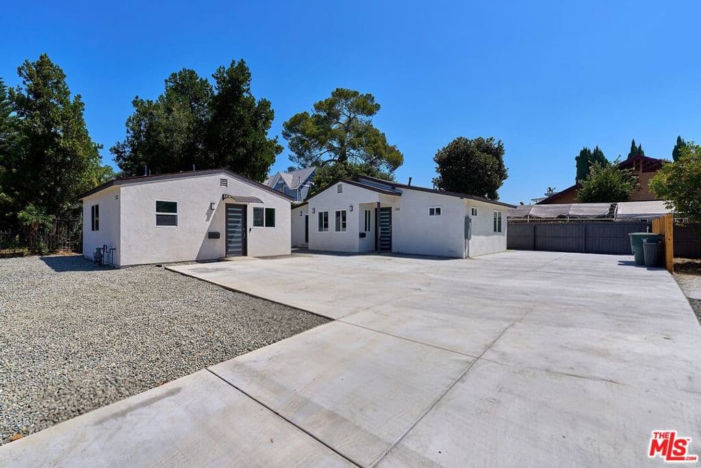 708 N El Molino Avenue