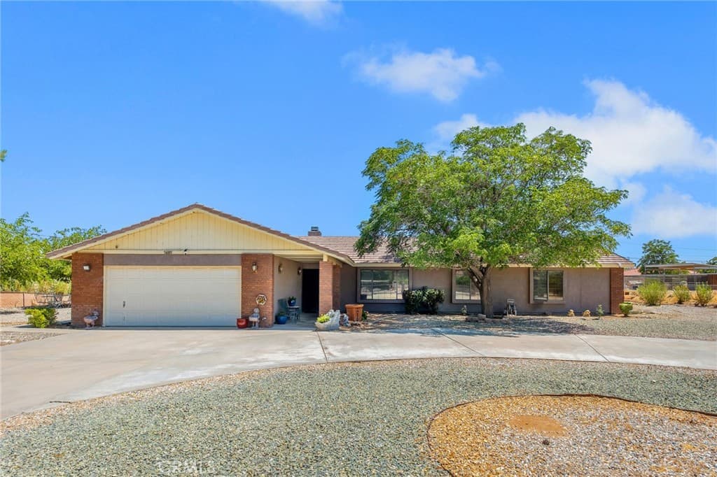 14861 Riverside