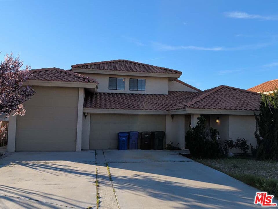 14493 Hurricane Lane