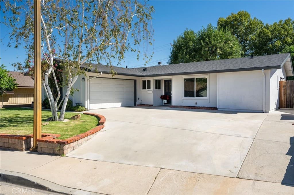 27912 Newbird Drive