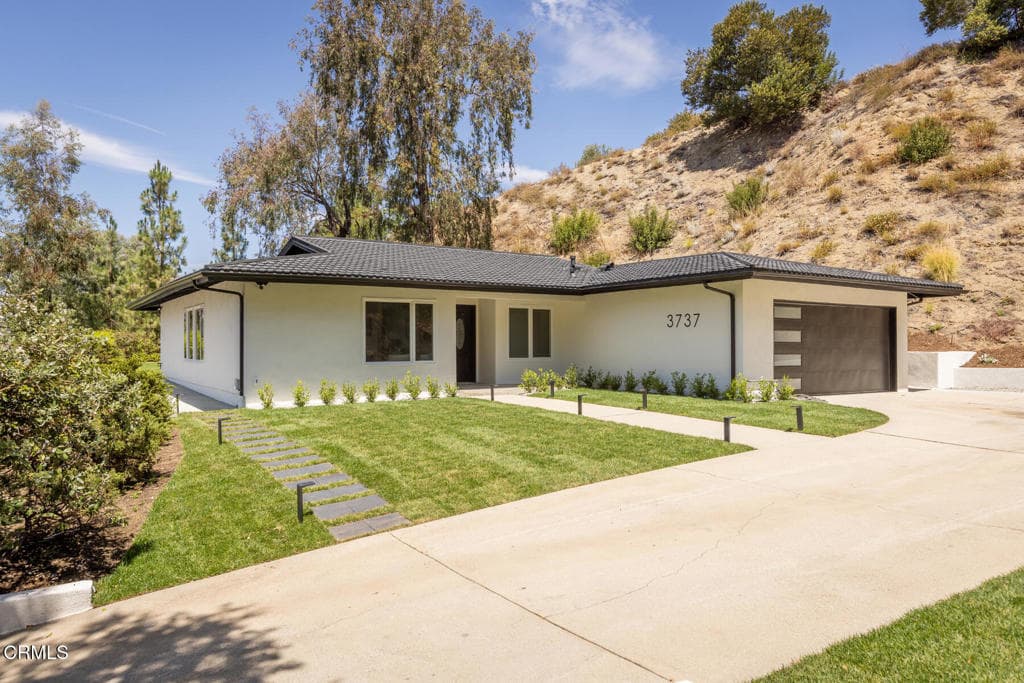 3737 San Augustine Drive