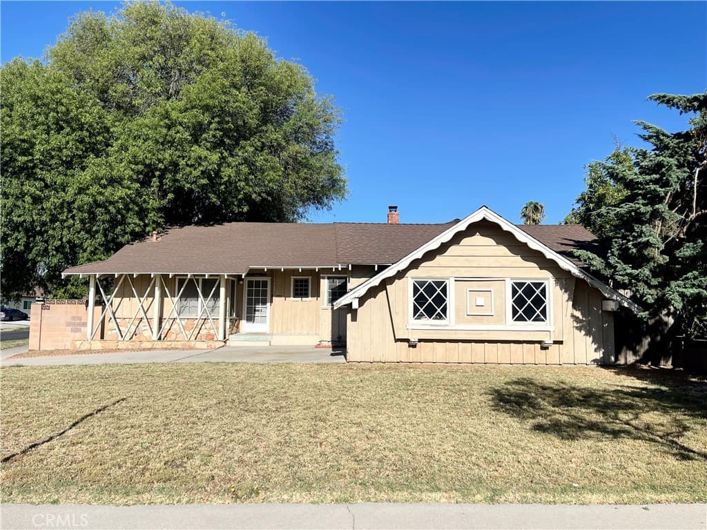 8403 Yolanda Avenue