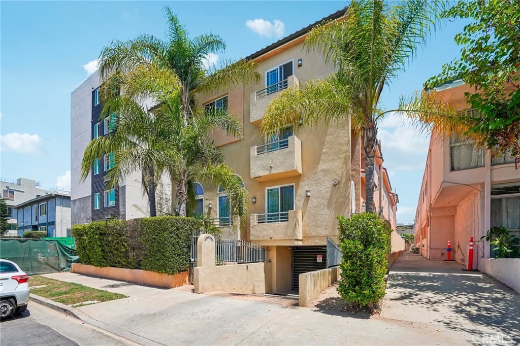 1536 Hi Point Street 103