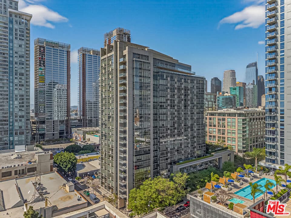 1155 S Grand Avenue 1707