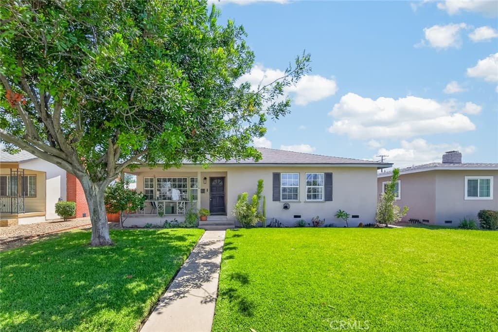 1006 N Sunset Avenue