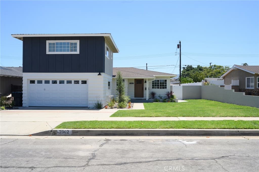 2362 W 234th