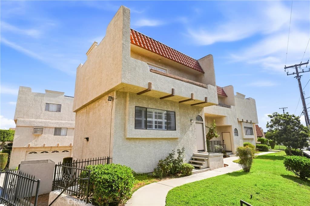 4000 Stewart Street 29