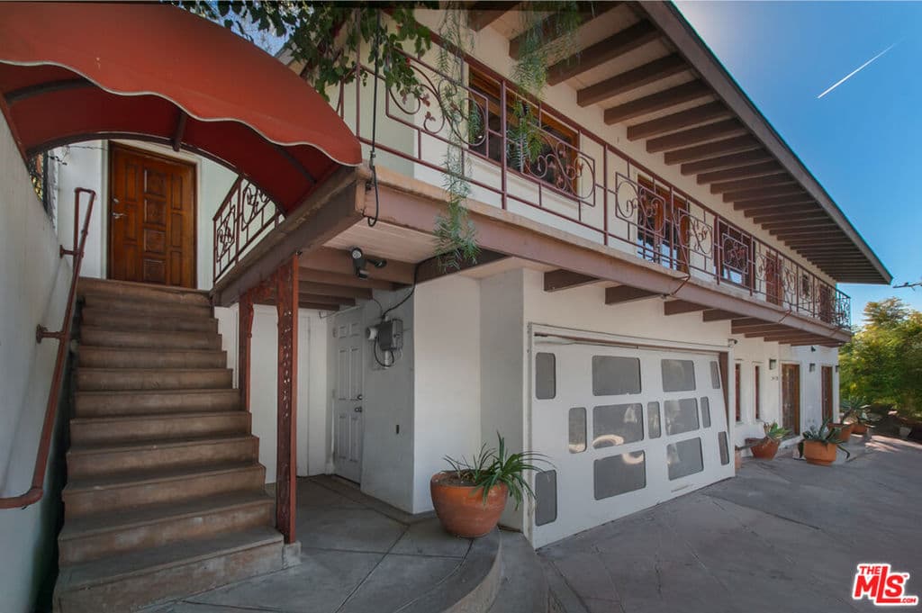 2430 Coldwater Canyon Drive