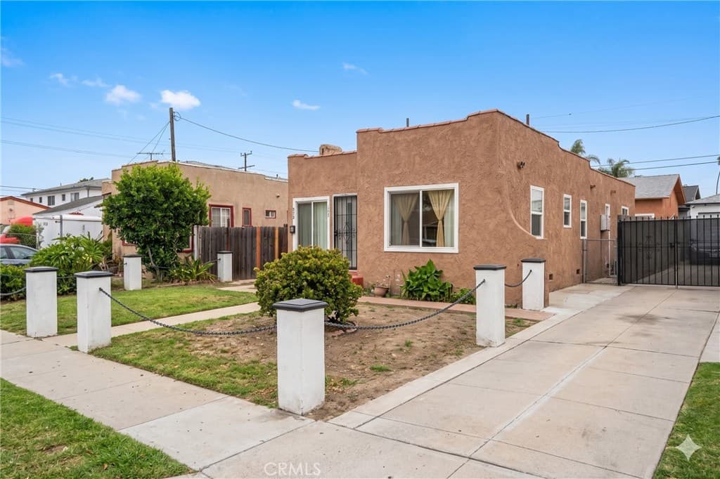 514 W 105th