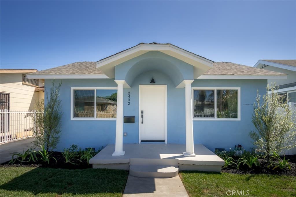 2432 Exposition Place